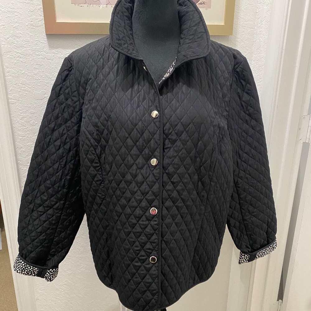 Briggs NY Jacket Black outside, Quilted, Snaps, inside black/white, Size 1X